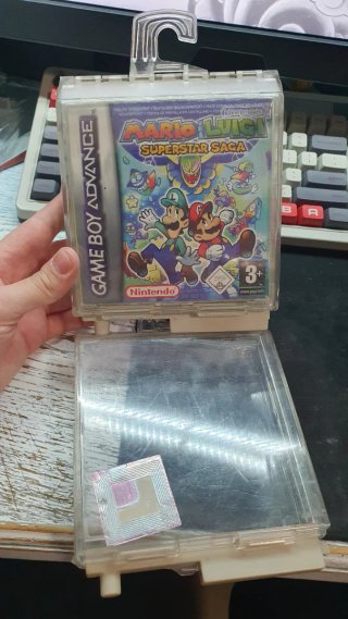 Caja antirrobo Game Boy Original de epoca