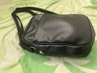Bolso bandolera Nike negro