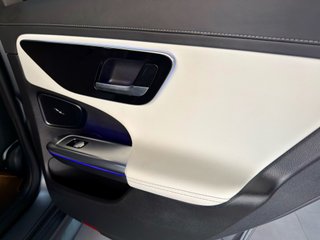 Mercedes-Benz Clase C300e AMG Berlina 313cv