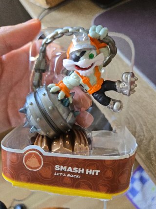 Skylanders Smash Hit Tierra Nuevo