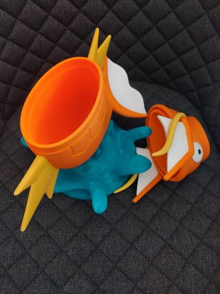 Suporte para Fones Magikarp Laranja Dourado