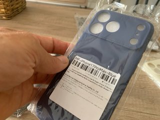 3 fundas + 3 Protectores iPhone 17 Pro Max