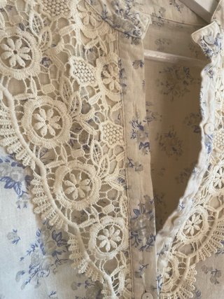 Camisa floral encaje mujer