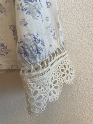 Camisa floral encaje mujer