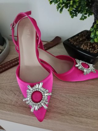 Zapatos tacón MIA fucsia destalonados talla 39