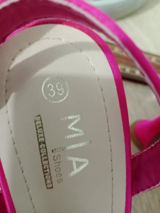 Zapatos tacón MIA fucsia destalonados talla 39