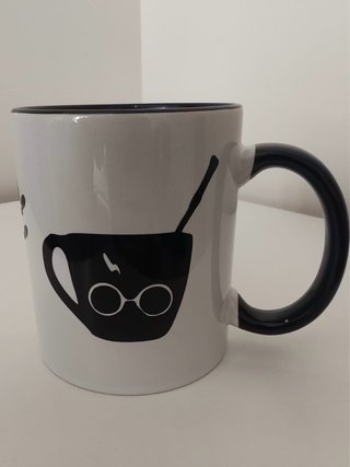 Taza de porcelana con diseño