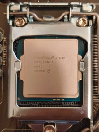 Placa Base MSI Z87M-G43 + i3 4130 + 8gb Ram