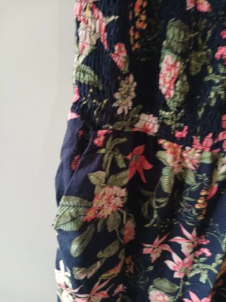 Mono azul floral