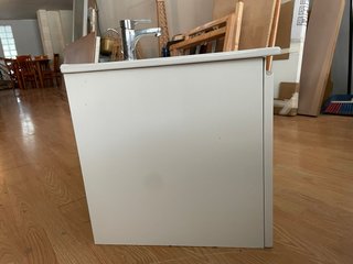 Lavamanos minimalista blanco
