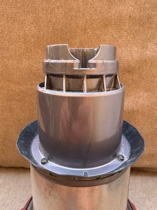 Corpo Aspirapolvere Dyson V10 (Non si accende)