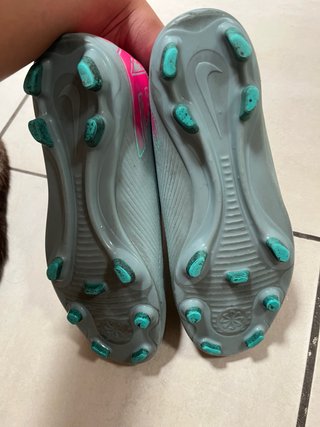 Zapatos de fútbol Nike Talla 38.5
