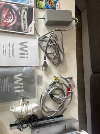 Pack Nintendo Wii con juegos y mandos
