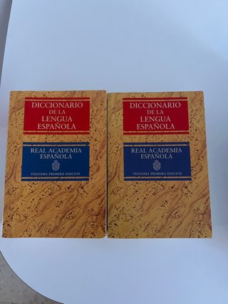 Diccionario de la lengua espanola. Tomo 1