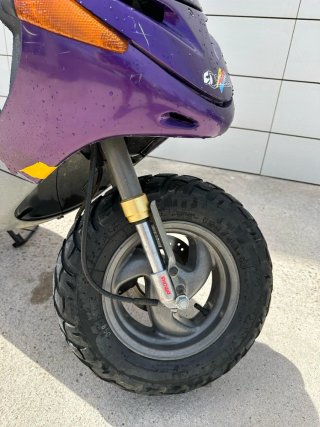 Peugeot Buxy Morado/Amarillo