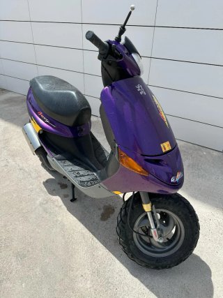 Peugeot Buxy Morado/Amarillo
