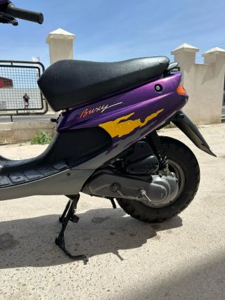 Peugeot Buxy Morado/Amarillo
