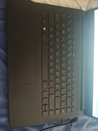 HP portátil AMD 3020e / 4GB / Windows 11