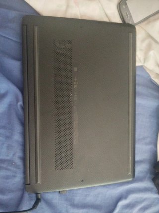 HP portátil AMD 3020e / 4GB / Windows 11