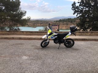 UM DSR Supermotard Blanco