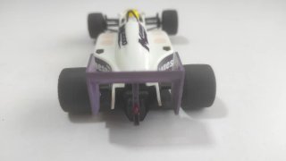 Scalextric Ferrari F1/87 M2000