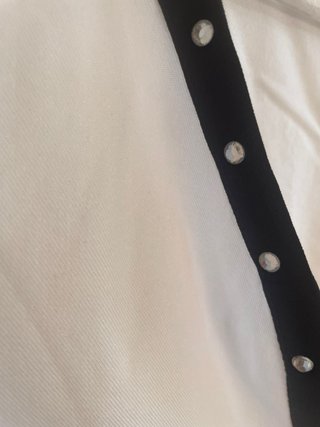 Camisa blanca mujer con detalles