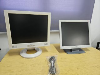 Monitor Fujitsu Blanco
