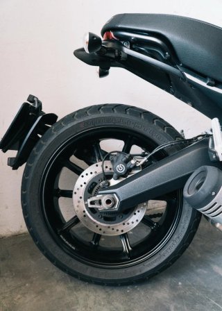 Ducati Scrambler Icon Dark - Cuidada al detalle
