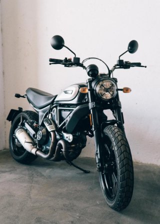 Ducati Scrambler Icon Dark - Cuidada al detalle