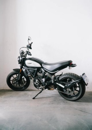 Ducati Scrambler Icon Dark - Cuidada al detalle