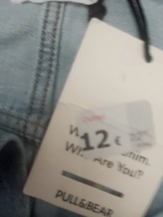 Falda vaquera Pull&Bear Talla  talla L 12 euros