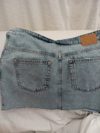 Falda vaquera Pull&Bear Talla  talla L 12 euros