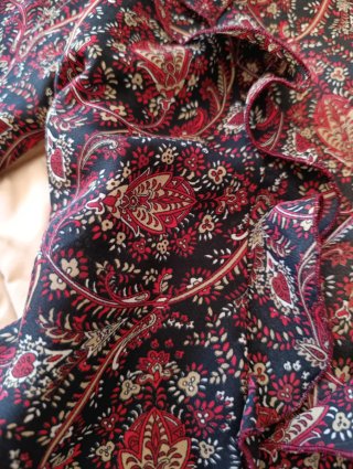 Blusa Vintage Volantes Estampada