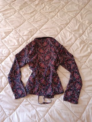 Blusa Vintage Volantes Estampada