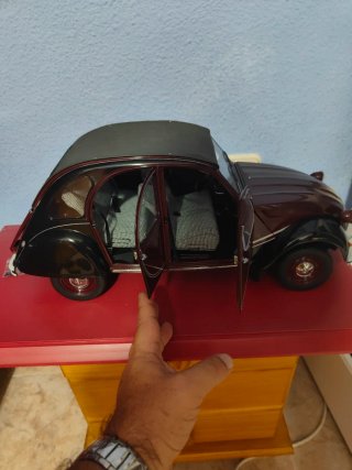 Coche Colección Salvat 2CV