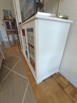 Muebles de salón blancos