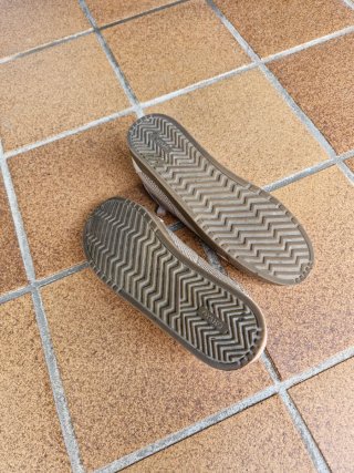 Deportivas Oysho Beige Mujer
