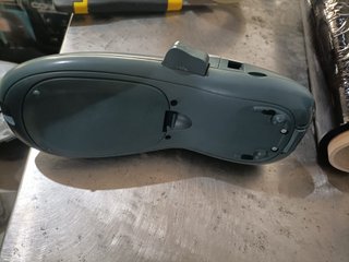 - DYMO etiquetadora portátil con teclado LCD
