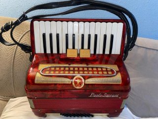 Fisarmonica Paolo Soprani 32 Bassi Rosso