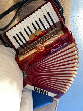 Fisarmonica Paolo Soprani 32 Bassi Rosso