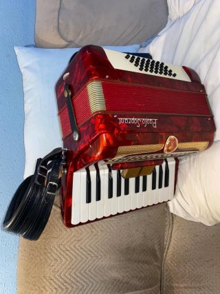 Fisarmonica Paolo Soprani 32 Bassi Rosso