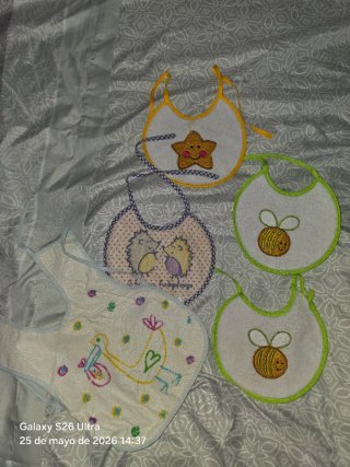 Lote 4 Baberos Bebé Bordados