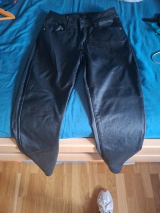 Pantalones negros