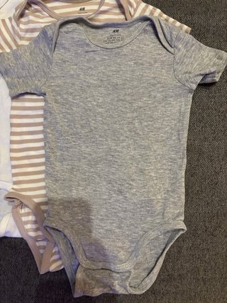 Pack 5 Bodies H&M 18-24 meses