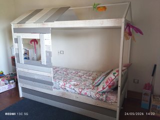 Cama infantil casita madera. 206x102x182 cm