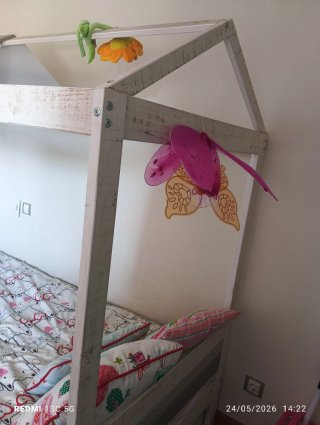 Cama infantil casita madera. 206x102x182 cm