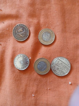 Lote de 5 monedas: Albania, Polonia, Rumanía, UK