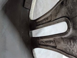 Llantas BMW 17” con neumaticos casi nuevos