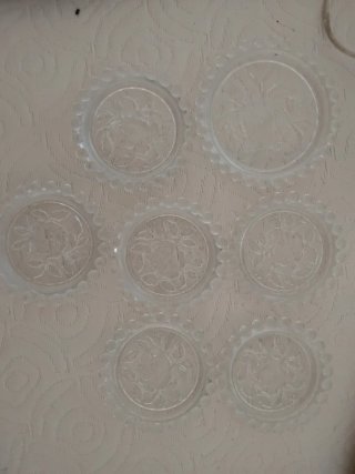 Posavasos de cristal con diseño floral