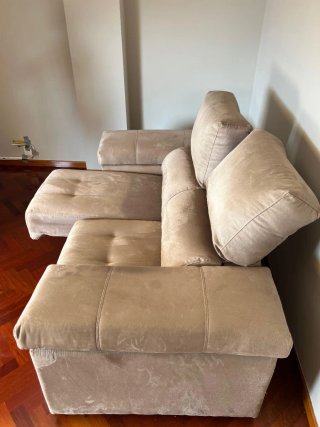 Sofá y 2 butacas orejeras beige